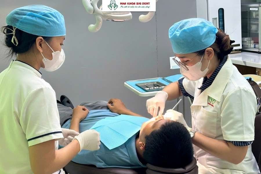 tái khám định kỳ