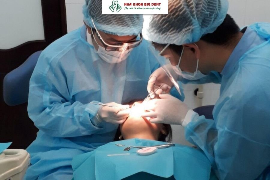 tái khám định kỳ